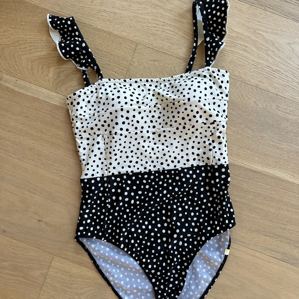 Summersalt The Ruffle Oasis in On The Dot (Size 6)